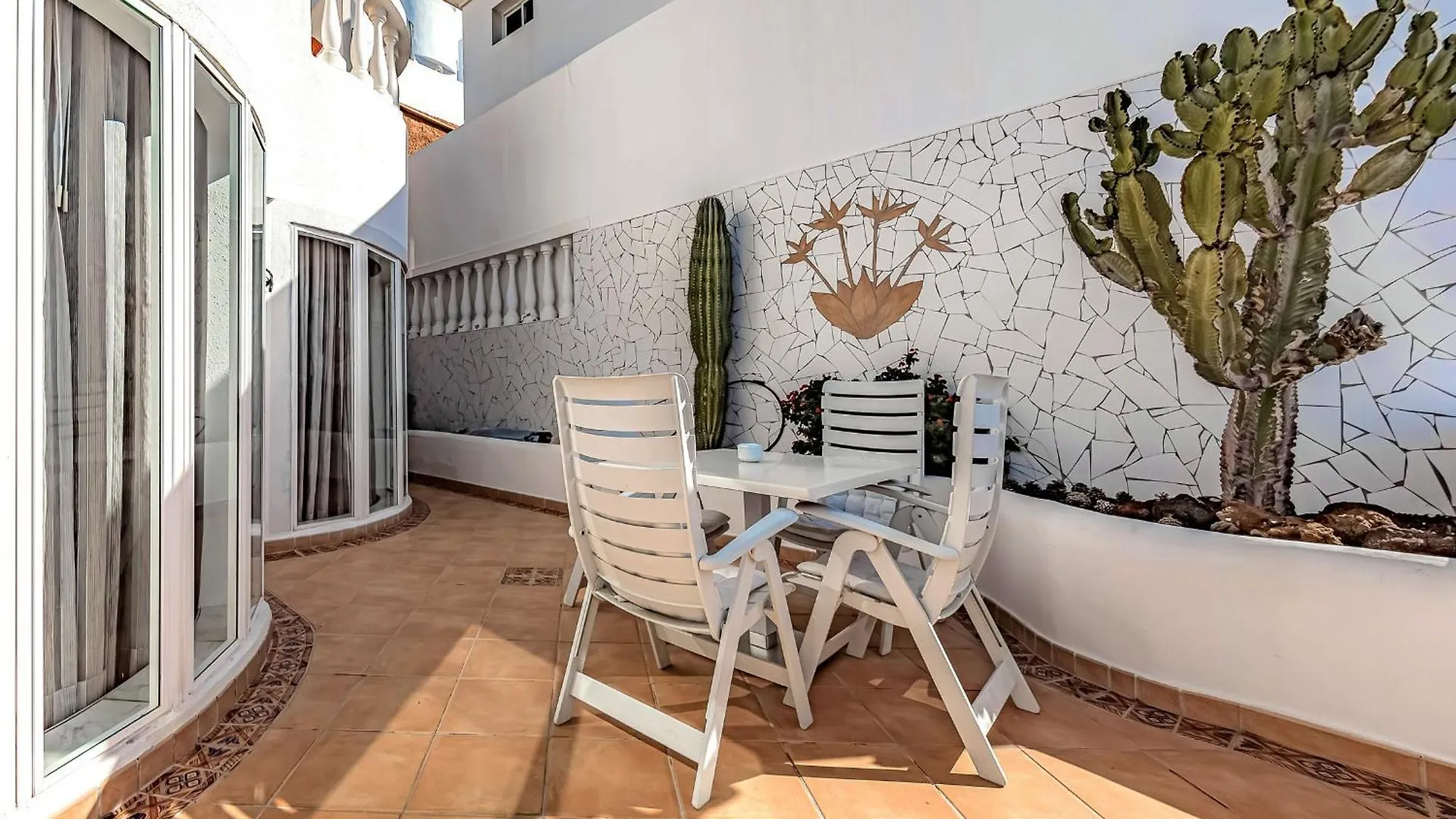 Villa Las Mimosas 아데제